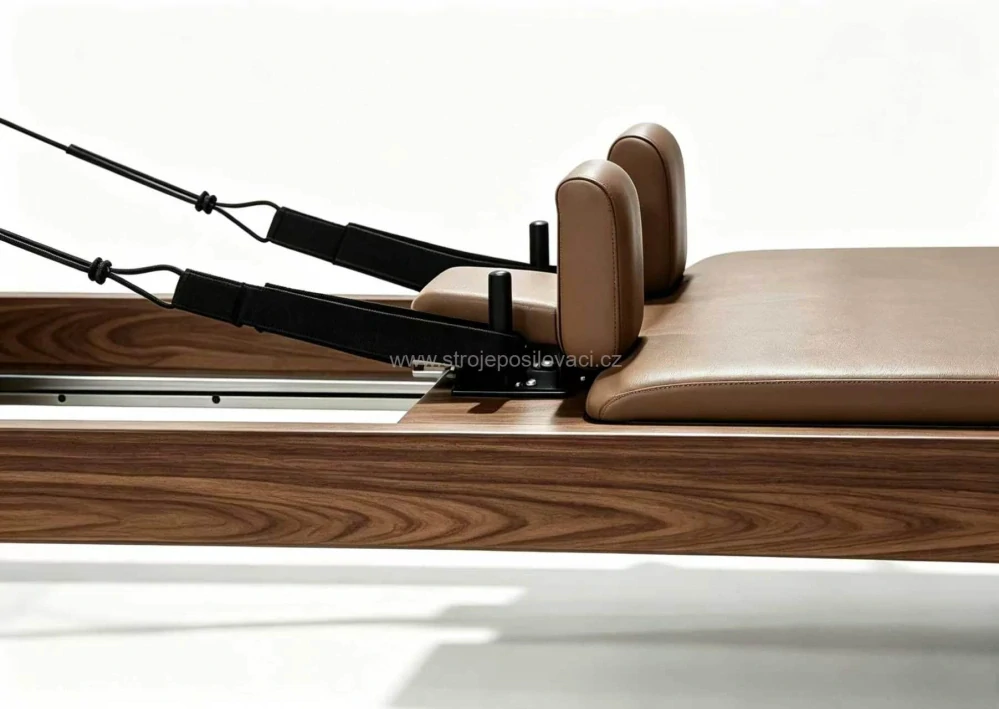 PILATES WALNUT WOOD REFORMER 02